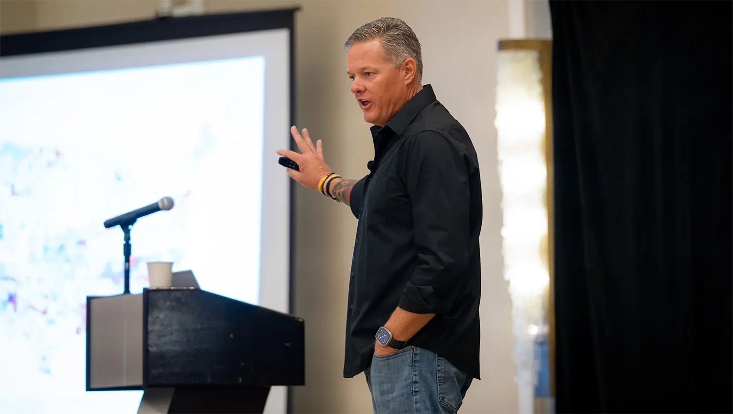 Chris Pollinger as a speaker at LRE®'s conference in Key Largo.
