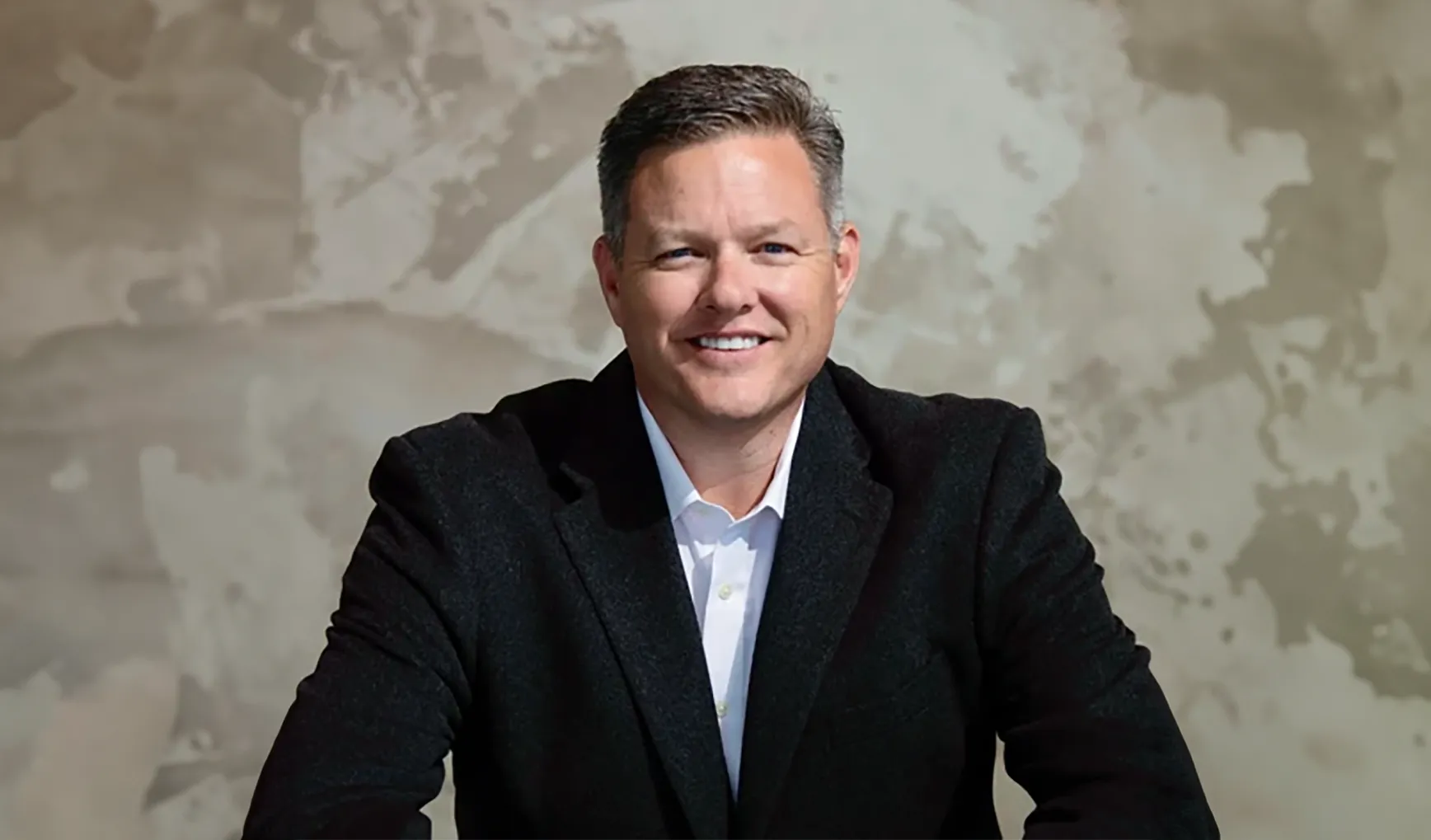 Chris Pollinger, Founder and Managing Partner of RE LUXE Leaders, and a speaker at REW Summit.